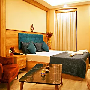 Otel Destinia Pera, İstanbul